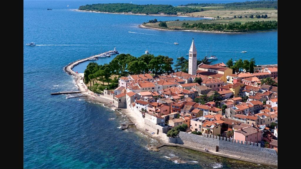 Ivni Apartmani Novigrad  Luaran gambar